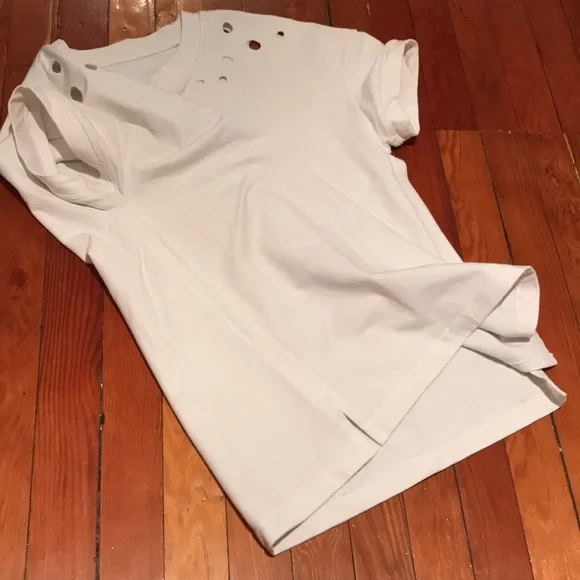 Lululemon withe top - Picture 5 of 6